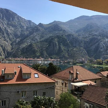 Apartmani Mizdrak Kotor Exterior photo