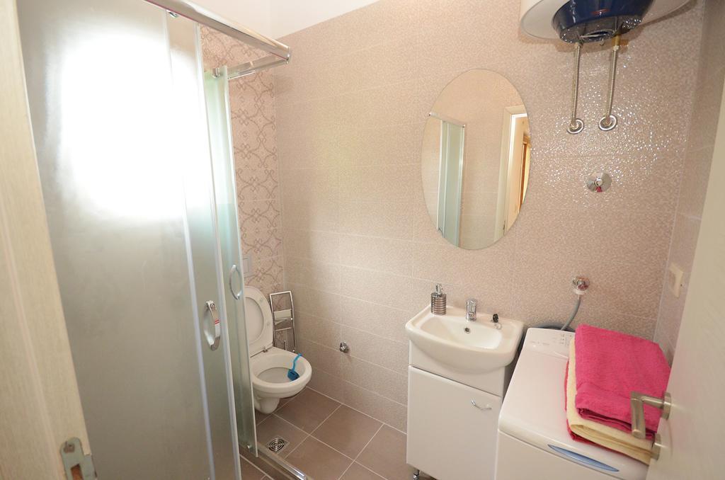 Apartmani Mizdrak Kotor Exterior photo