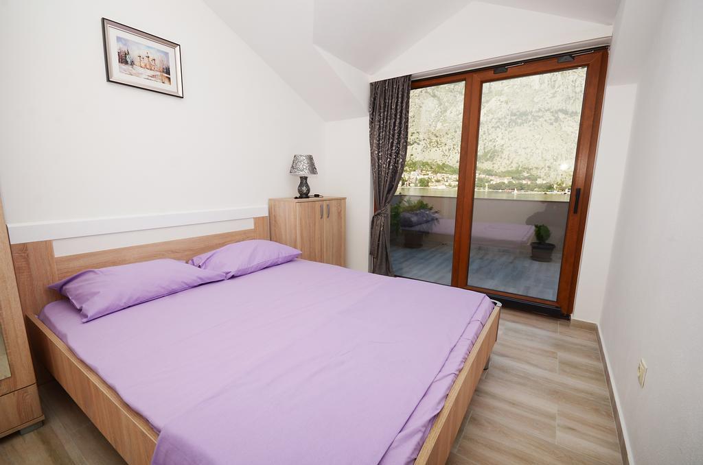 Apartmani Mizdrak Kotor Exterior photo