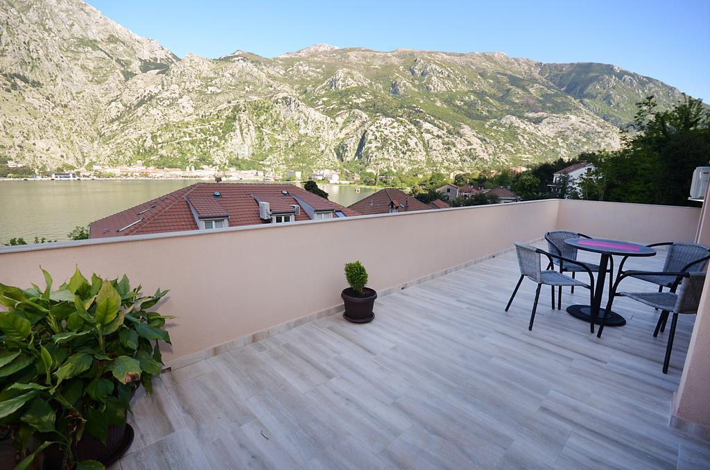 Apartmani Mizdrak Kotor Exterior photo