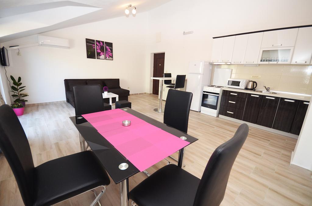 Apartmani Mizdrak Kotor Exterior photo